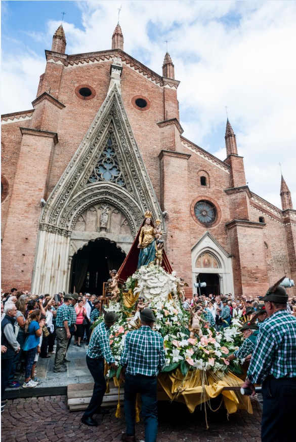 Alpini fuori duomo