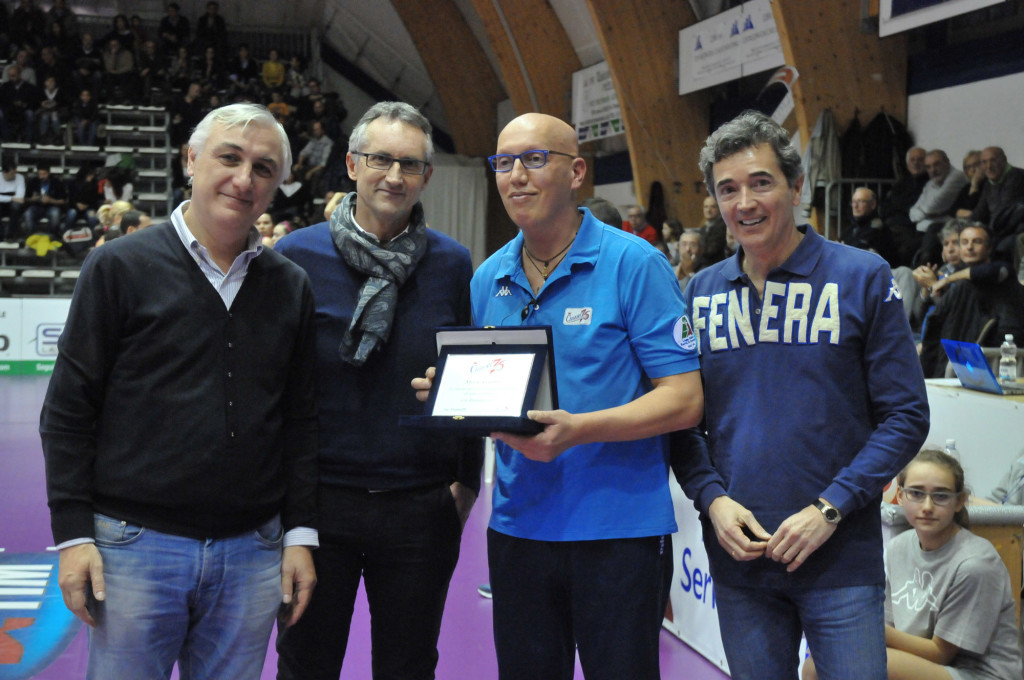 Max Gallo premiato per le 200 panchine chieresi