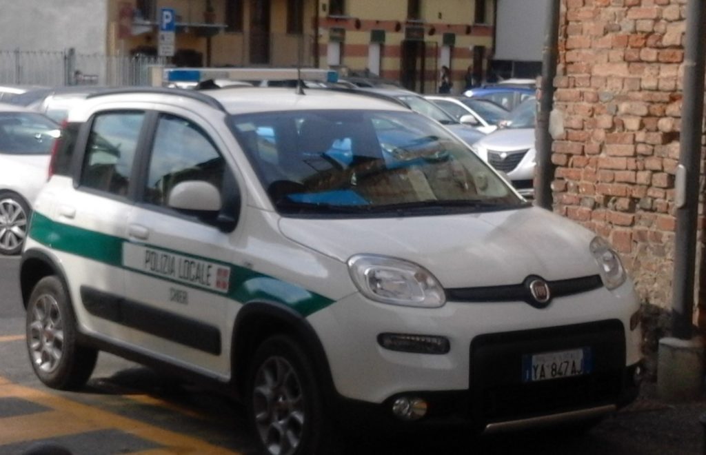 polizia munic auto