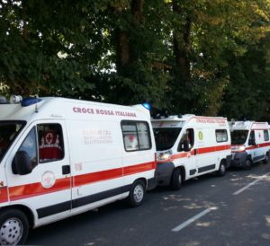 colonna ambulanze soccorso terremotati
