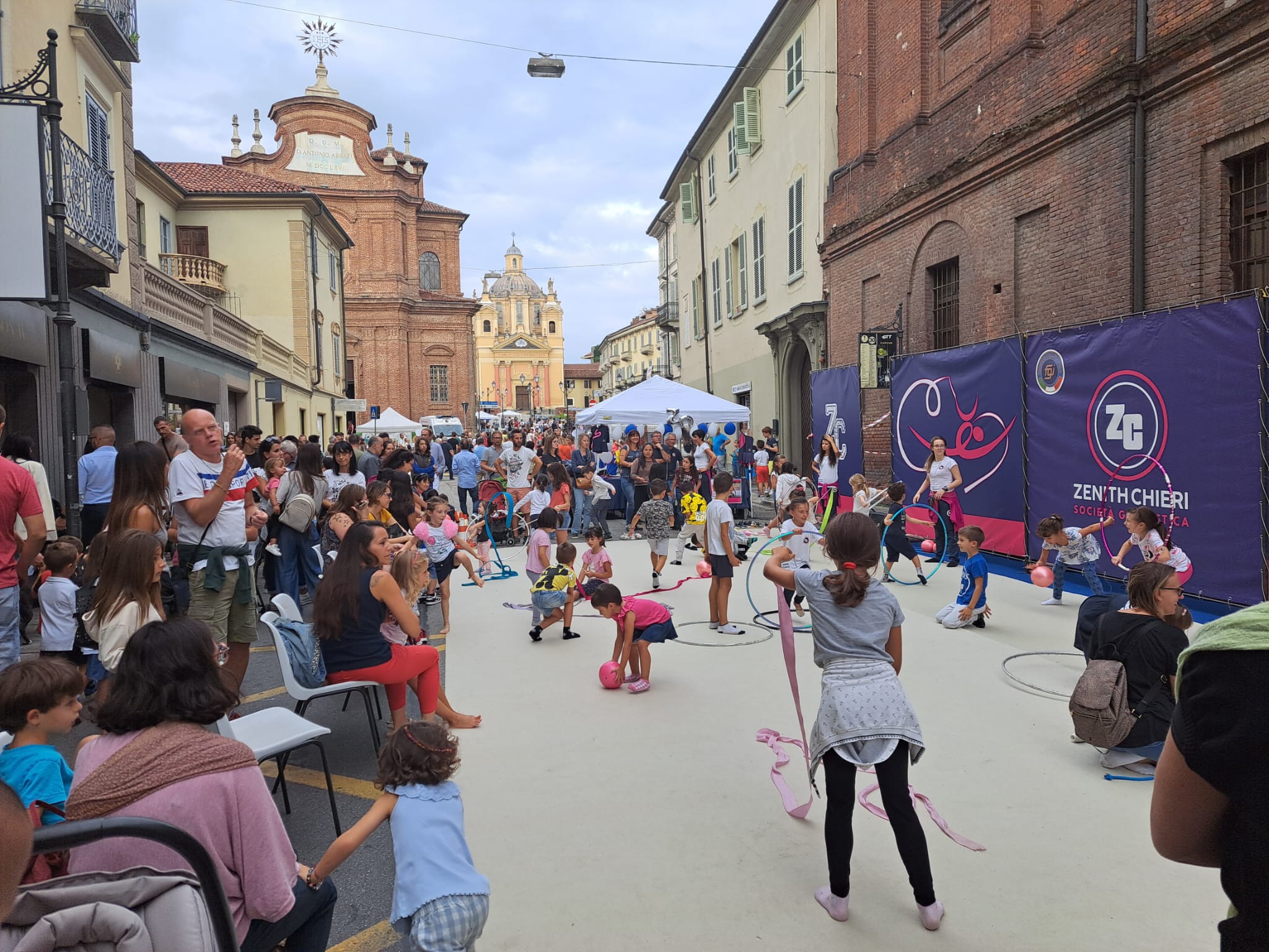 “Chieri, una città di sport” sportivi di tutte le età in piazza
